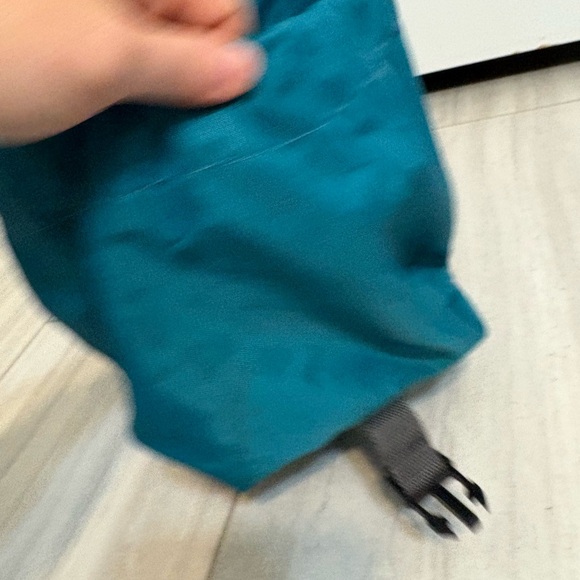 Vintage Budweiser Chest Cooler Retro Bright Colors Portable - Good Condition - Picture 9 of 16